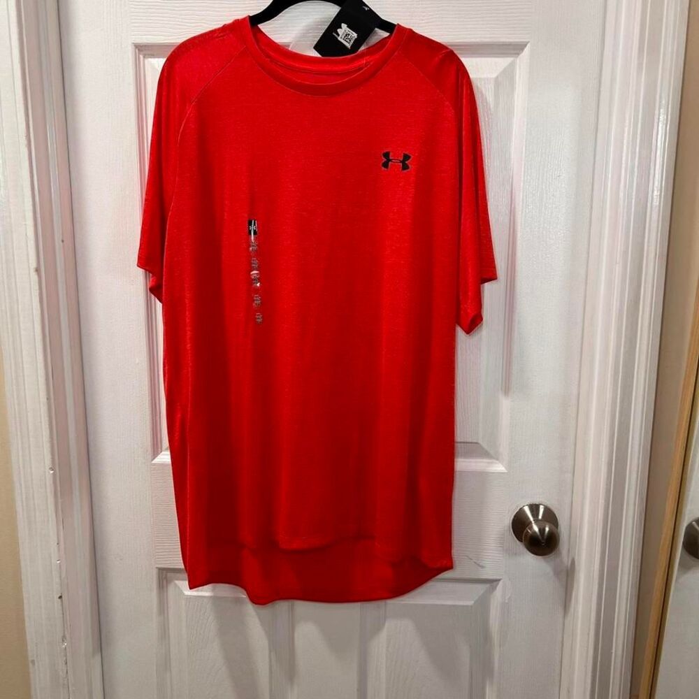 Under Armor NWT Active Tech Shirt SZ XL. Activewear, Athleisure‎ Workout